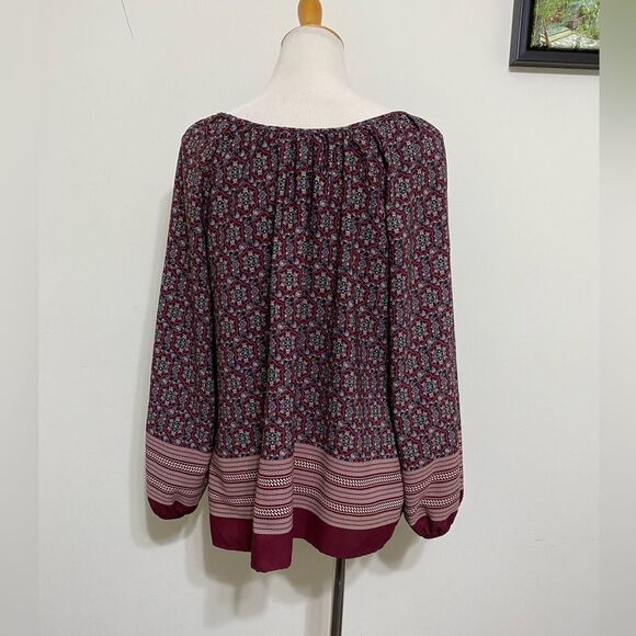 Bobeau Relaxed Top Blouse Tile Print Medallion Boat Neck Top Burgundy Size S - Picture 8 of 13